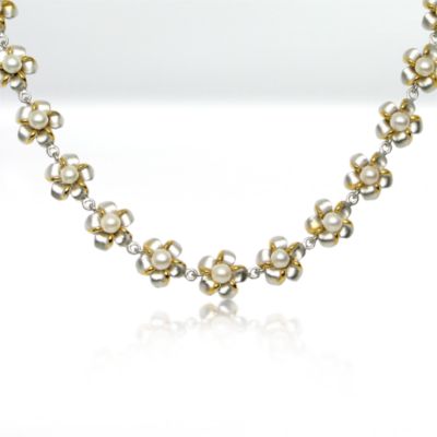 White Pearl Flora necklace, sterling silver