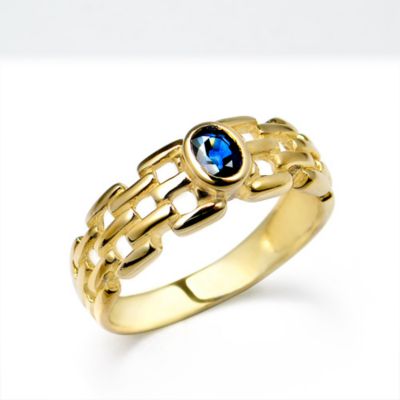 Blue Sapphire ring, 14k yellow gold